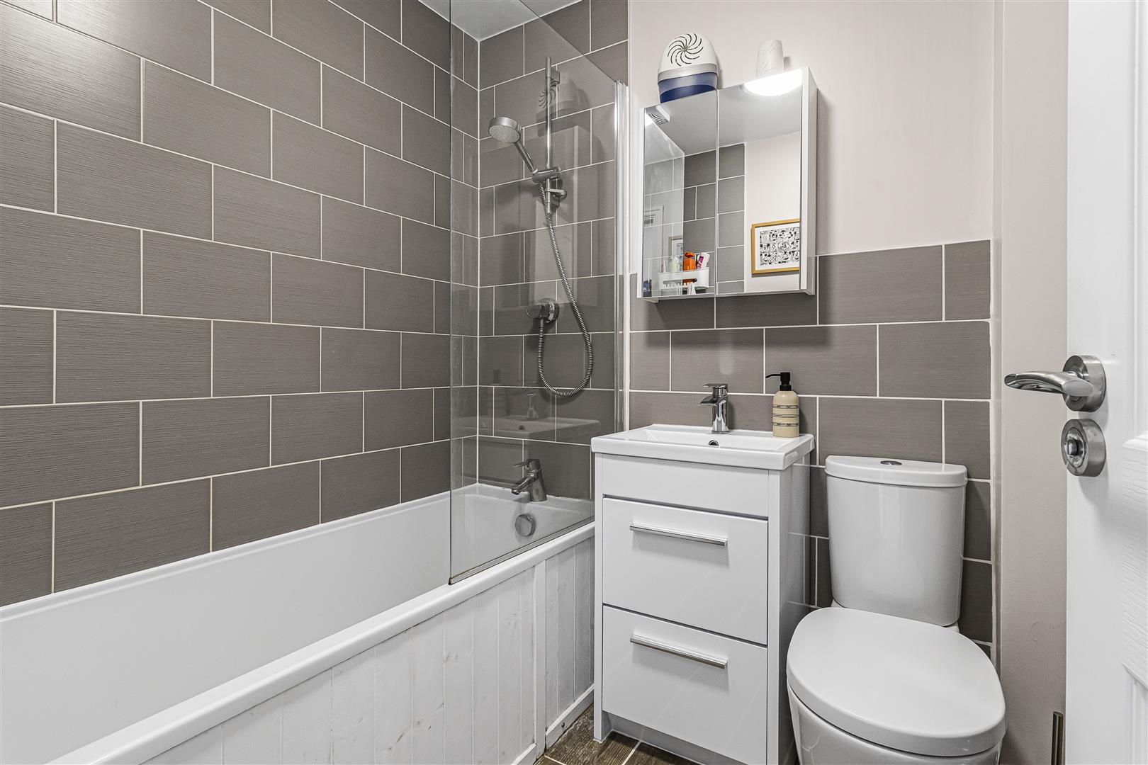 Property Image 431f4ece-4362-4221-8ead-2a39476ee444