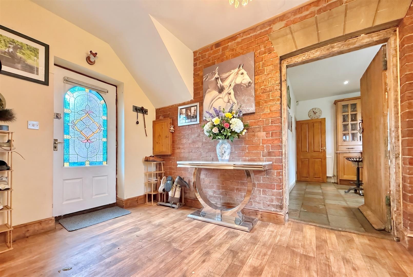 Property Image 433165f2-dce2-464e-875e-8e640710ee4c