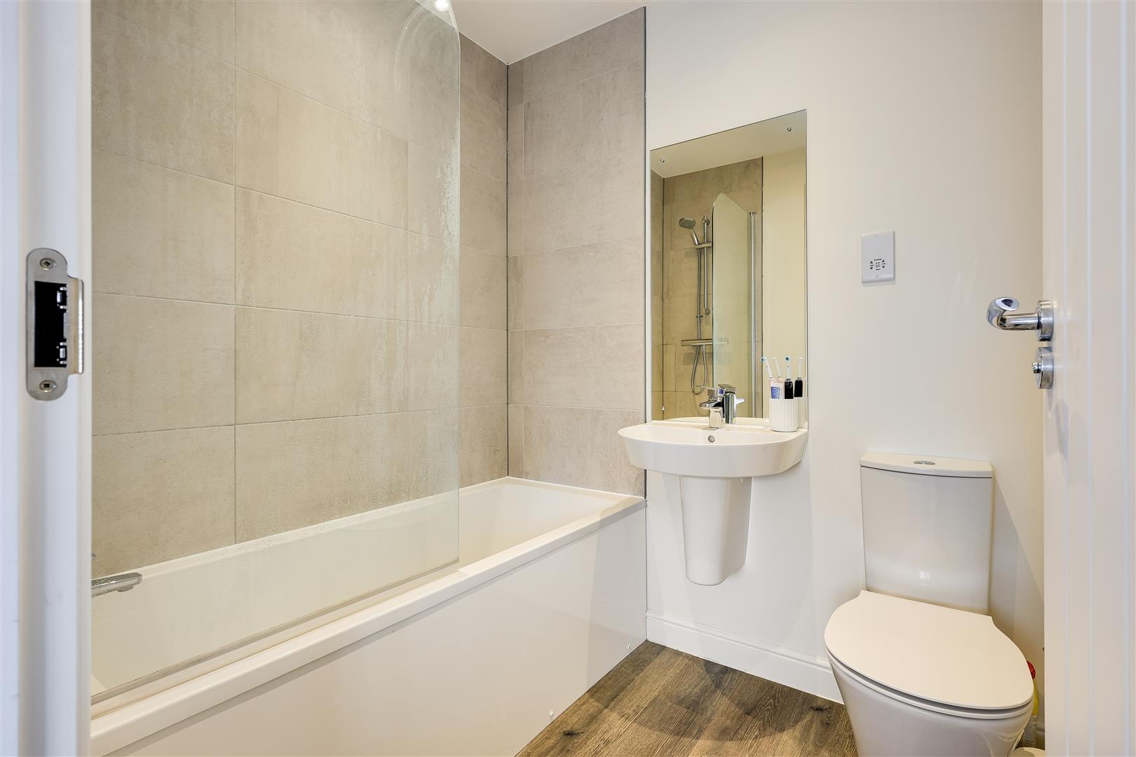 Property Image 43353d75-4d47-4284-85ee-15cf16876682