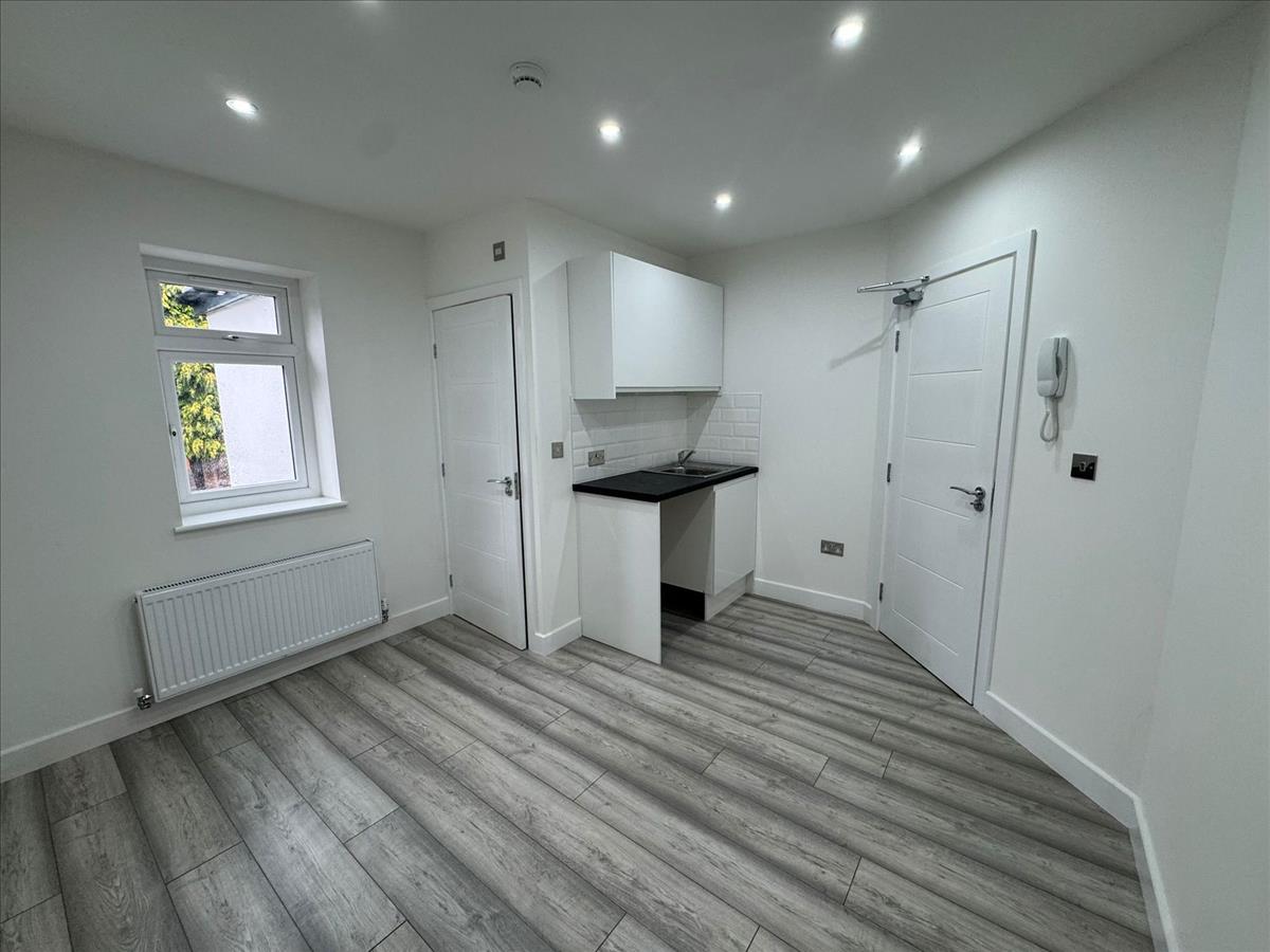 Property Image 4343b186-4805-4db0-9e05-78466324f886