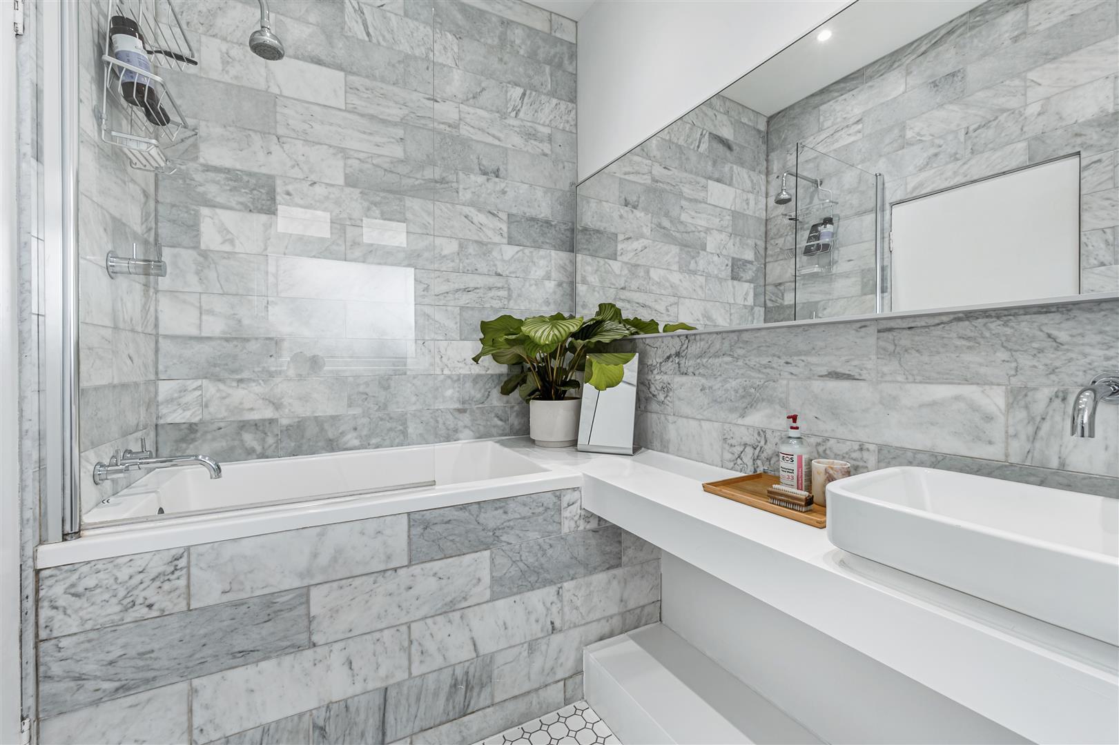 Property Image 4345695c-5e5d-4586-9cbf-4c38da455ba3