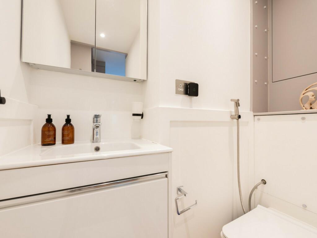 Property Image 43544c5c-afbe-4727-8ee0-5a03c977550d