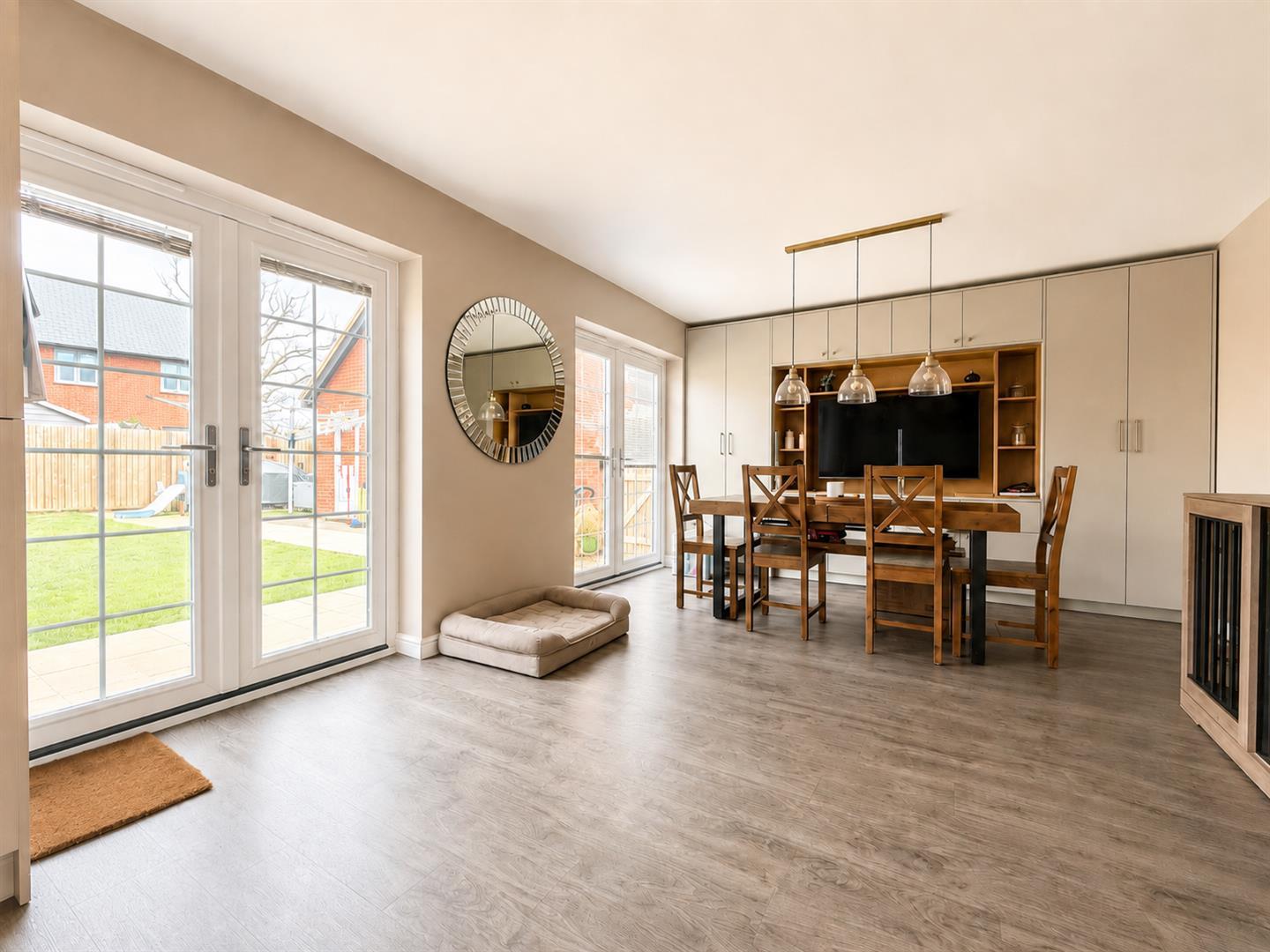 Property Image 43718e14-b643-47dc-a9c0-bc1d71ed5f6f