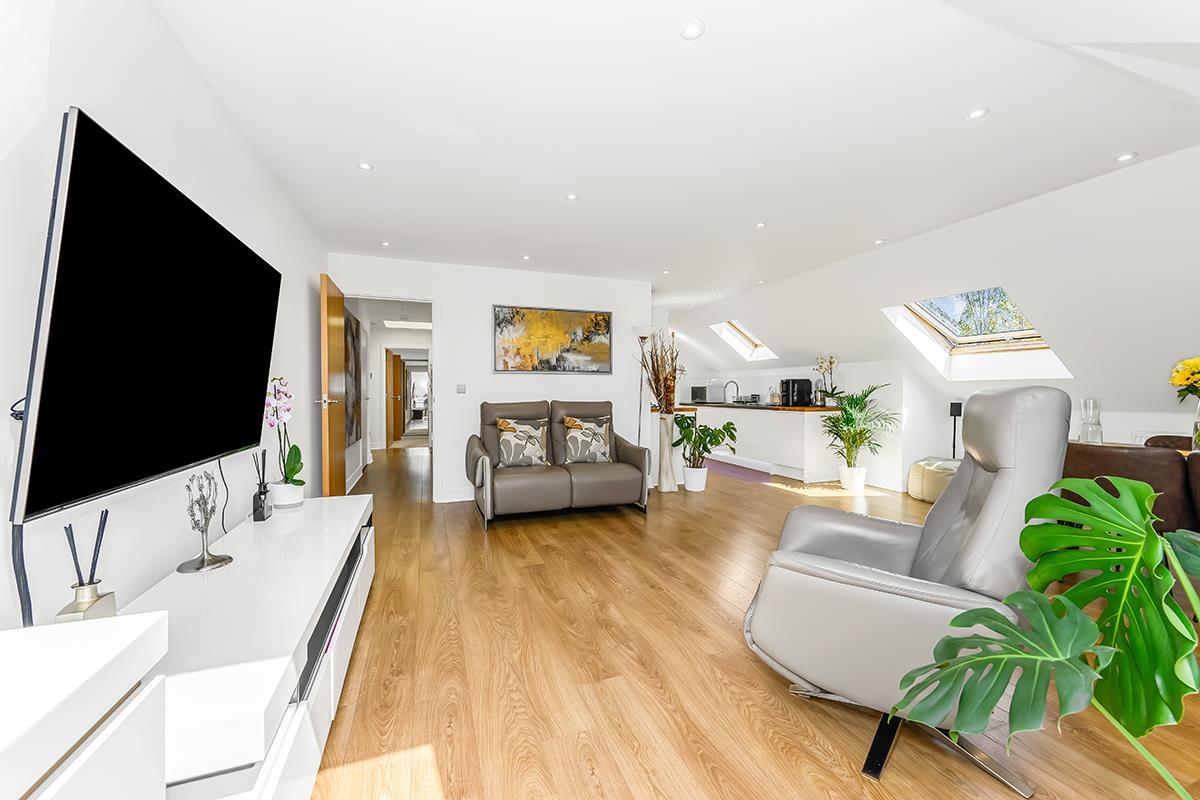 Property Image 4374955a-a7f8-465b-b164-88838a13c7c7