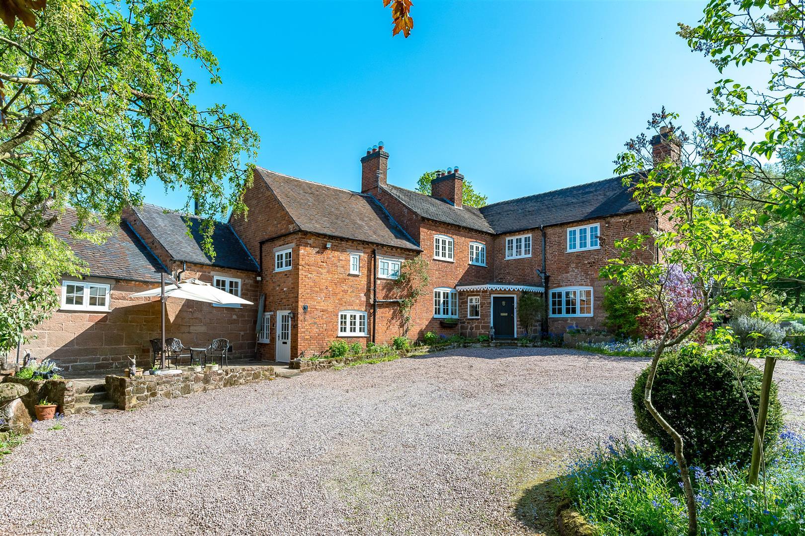 Property Image 437bc36e-e9c1-4056-a87d-0905aa57b460