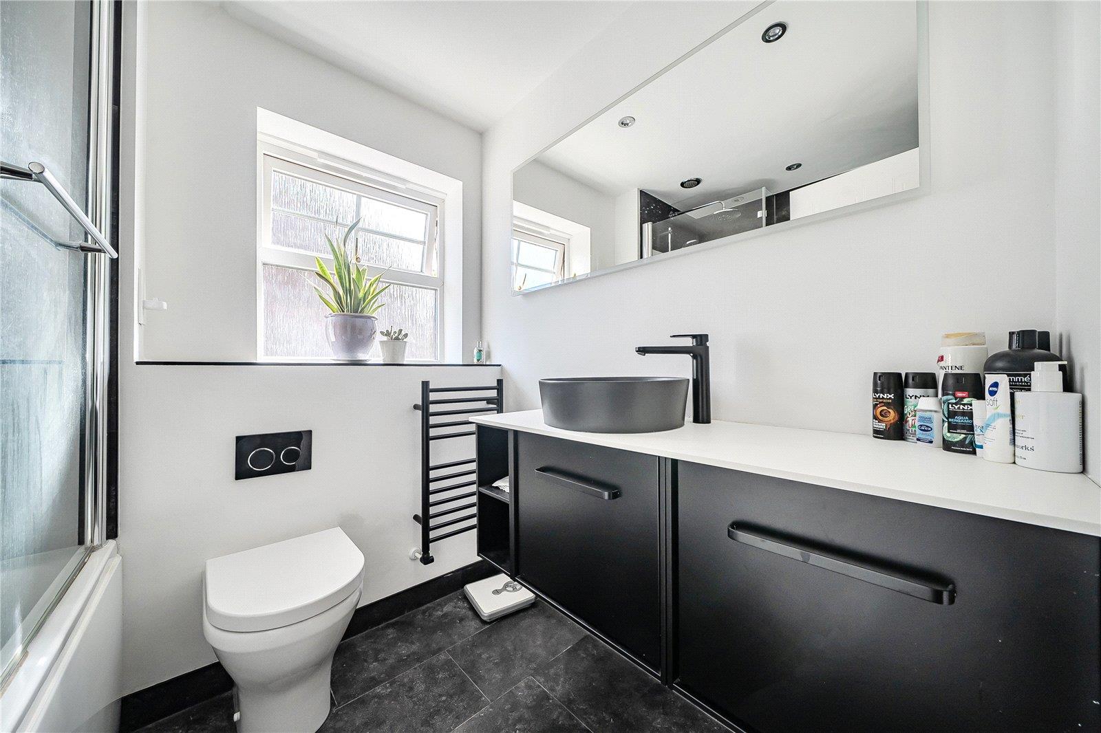 Property Image 437bd4e1-027c-4d0f-9bd3-bf8e100b2a43