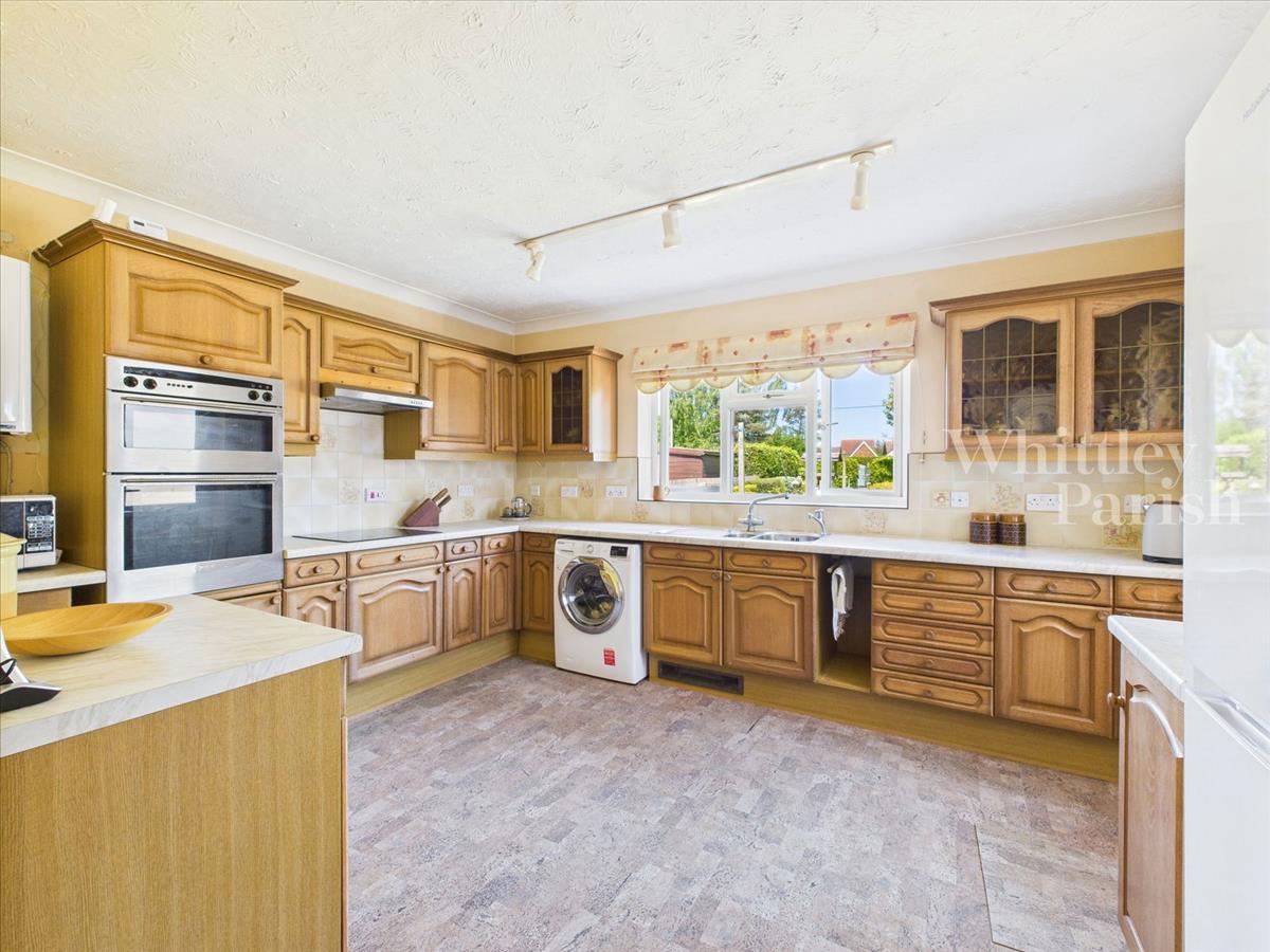 Property Image 43945fcd-502a-4165-87a8-c1f68de8dc6b