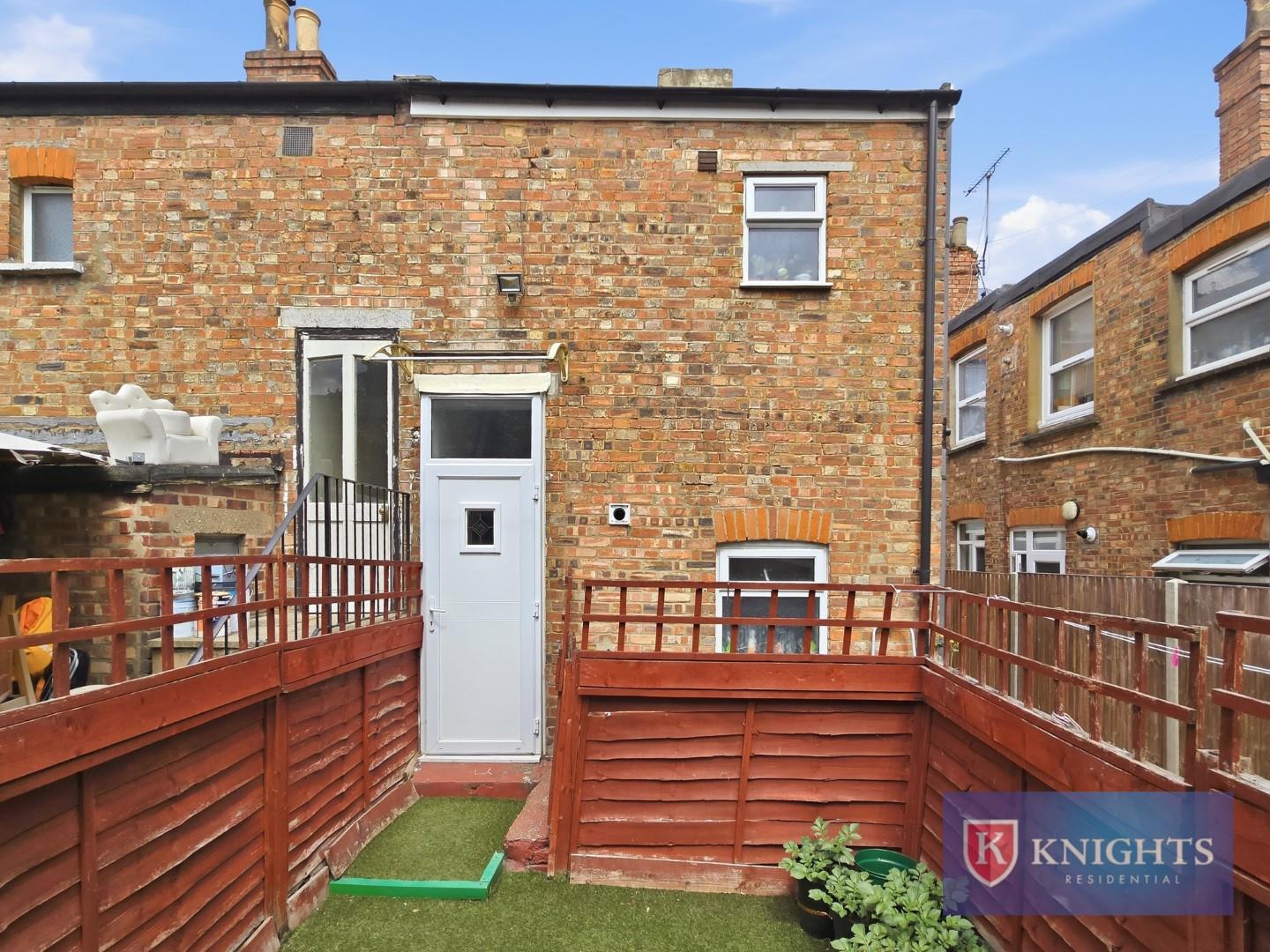Property Image 439fccf5-1998-42b5-bd54-c00a1742ffb8