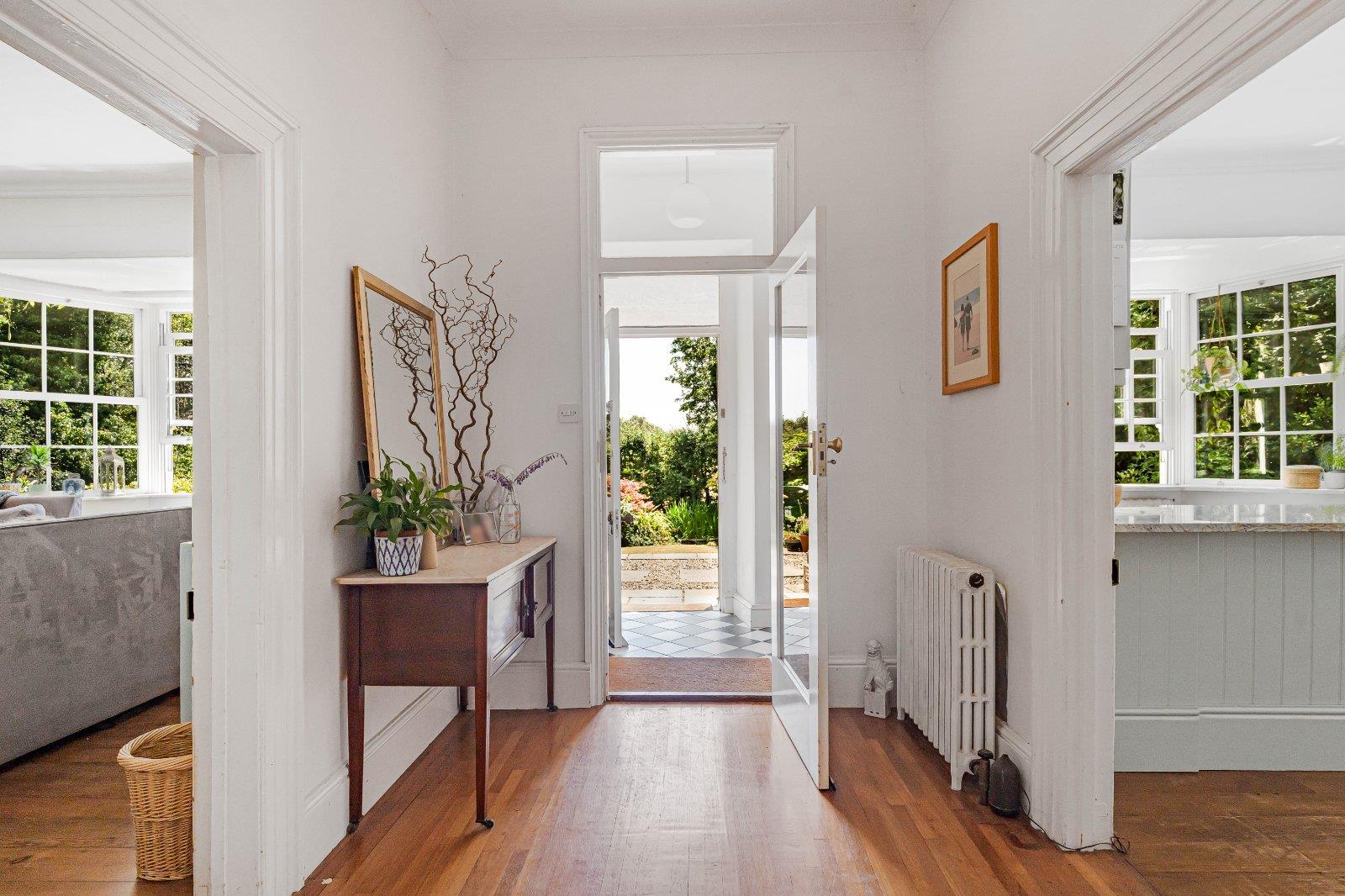 Property Image 43a00c7e-9a1d-4c5f-9de6-d581c54728ff