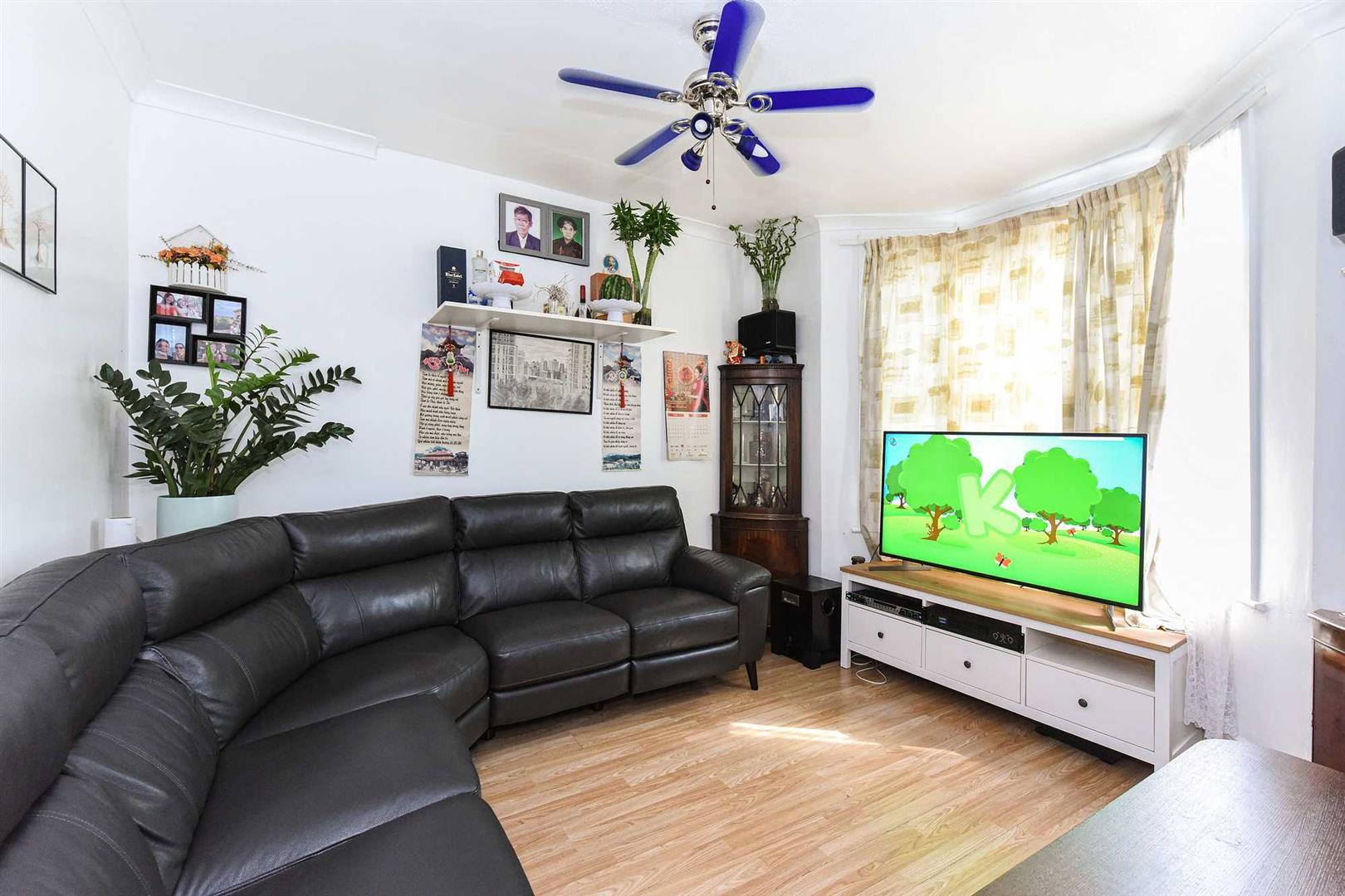 Property Image 43a1a802-6fc6-4625-895b-e1553660d81f