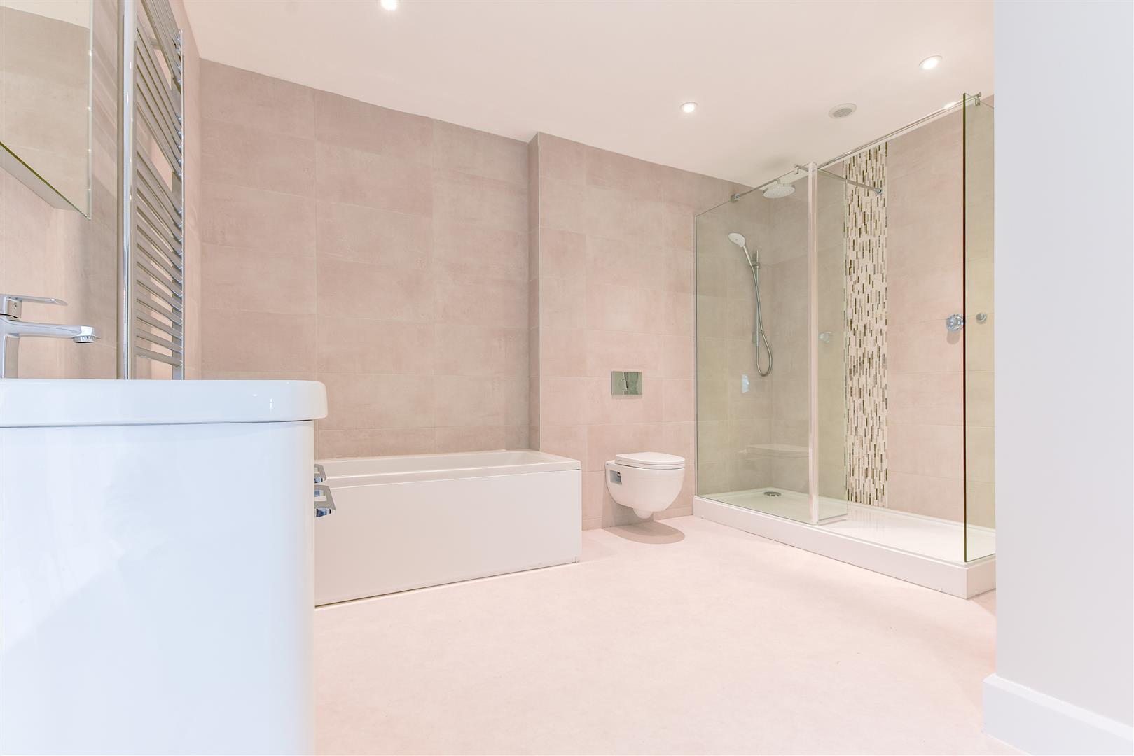Property Image 43b47a86-5501-428d-a6ec-0682d94428e4