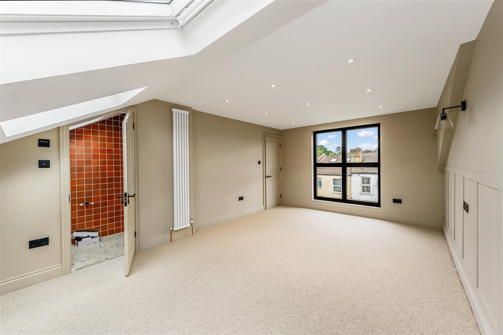 Property Image 43c82692-d55f-49bc-a51d-b71fb98f8199