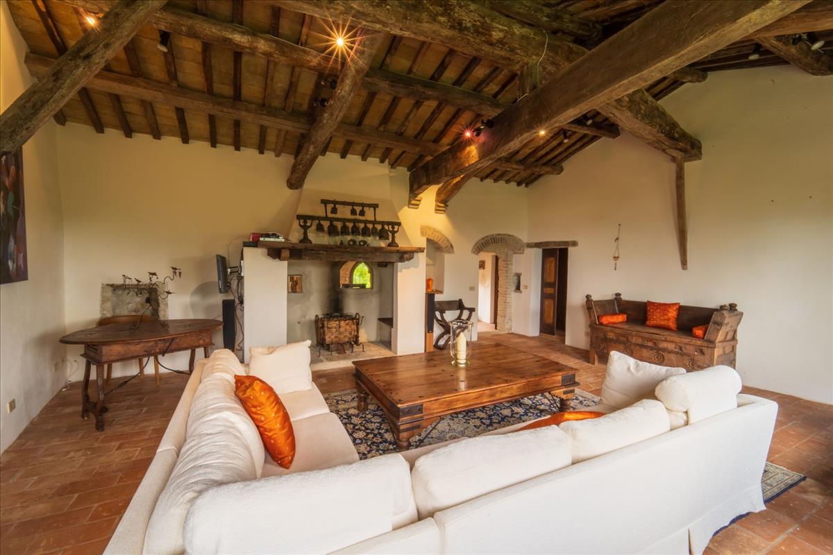 Property Image 43cc832a-11eb-4ebb-9d4b-5abb7e6e3638