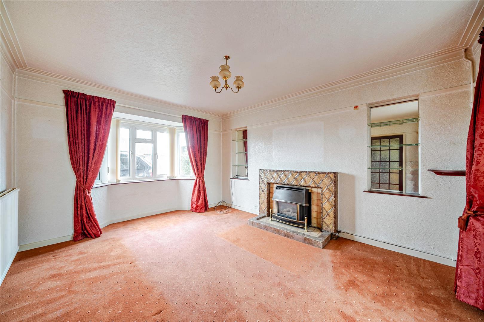 Property Image 43cf0377-4e28-42dd-b3b2-bbf94b3251fb
