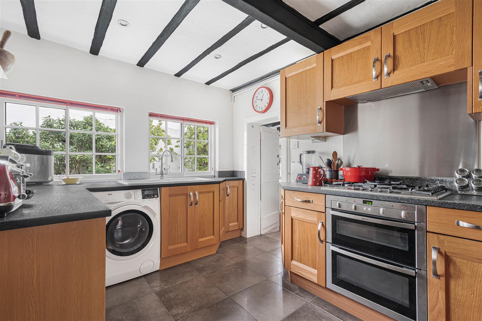 Property Image 43d06e0f-b3ff-465f-98ff-bfae3cecf5d3
