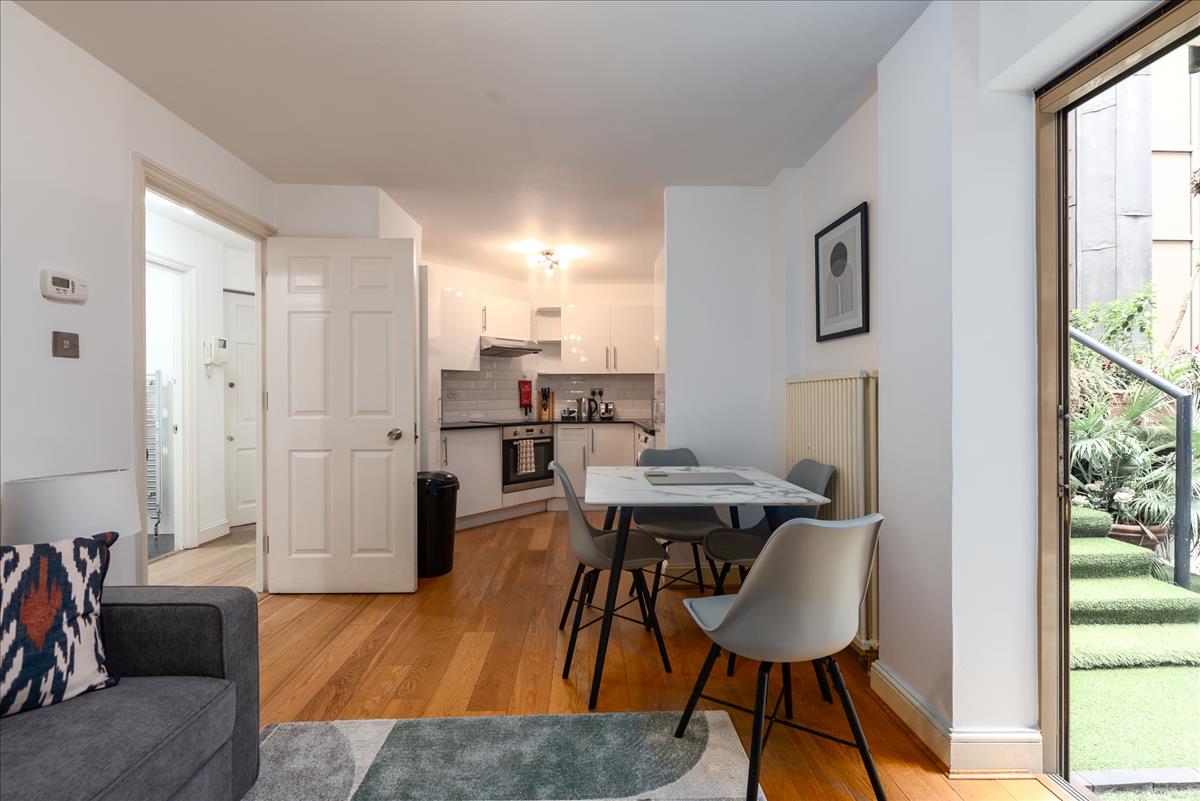 Property Image 43d63156-a43e-4bbd-b881-fa7992873fc8
