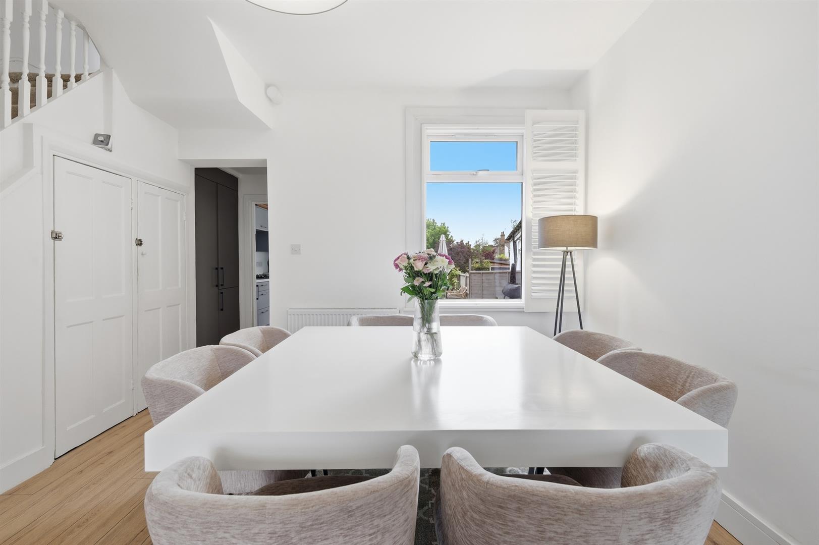 Property Image 43d7113c-22e9-44c8-b3e3-cf7882a3cf87