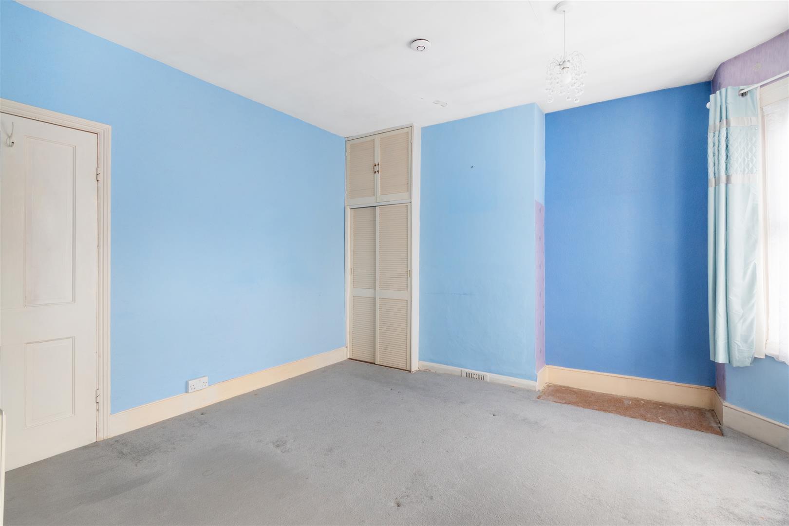 Property Image 43d9ee16-d7ac-45bc-9004-b5054a1fd24e