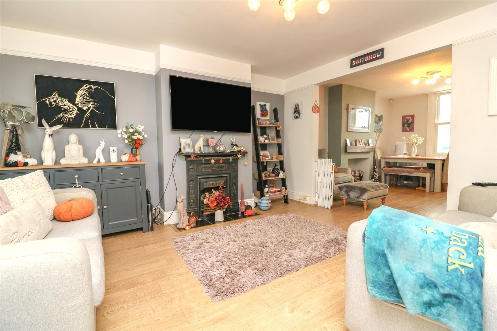 Property Image 43dc691e-74b4-4027-812e-ec2749ea9fe0
