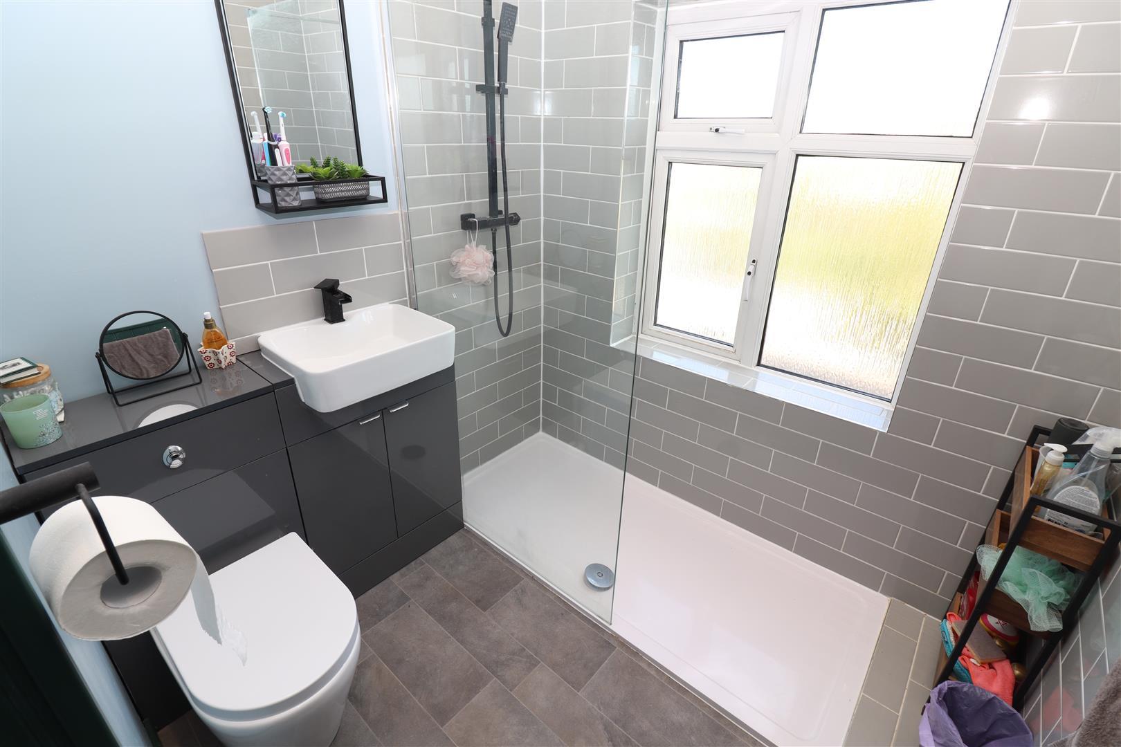 Property Image 43ead280-d3fd-4835-8884-92e7b408311e