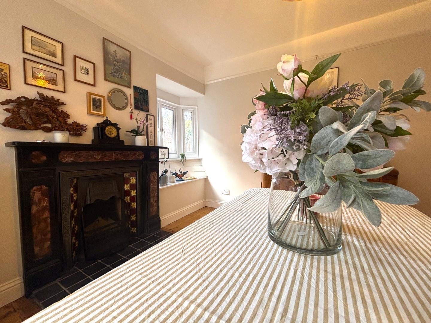 Property Image 43ef2b3d-168c-42b0-b189-30cb5c9e7ee7