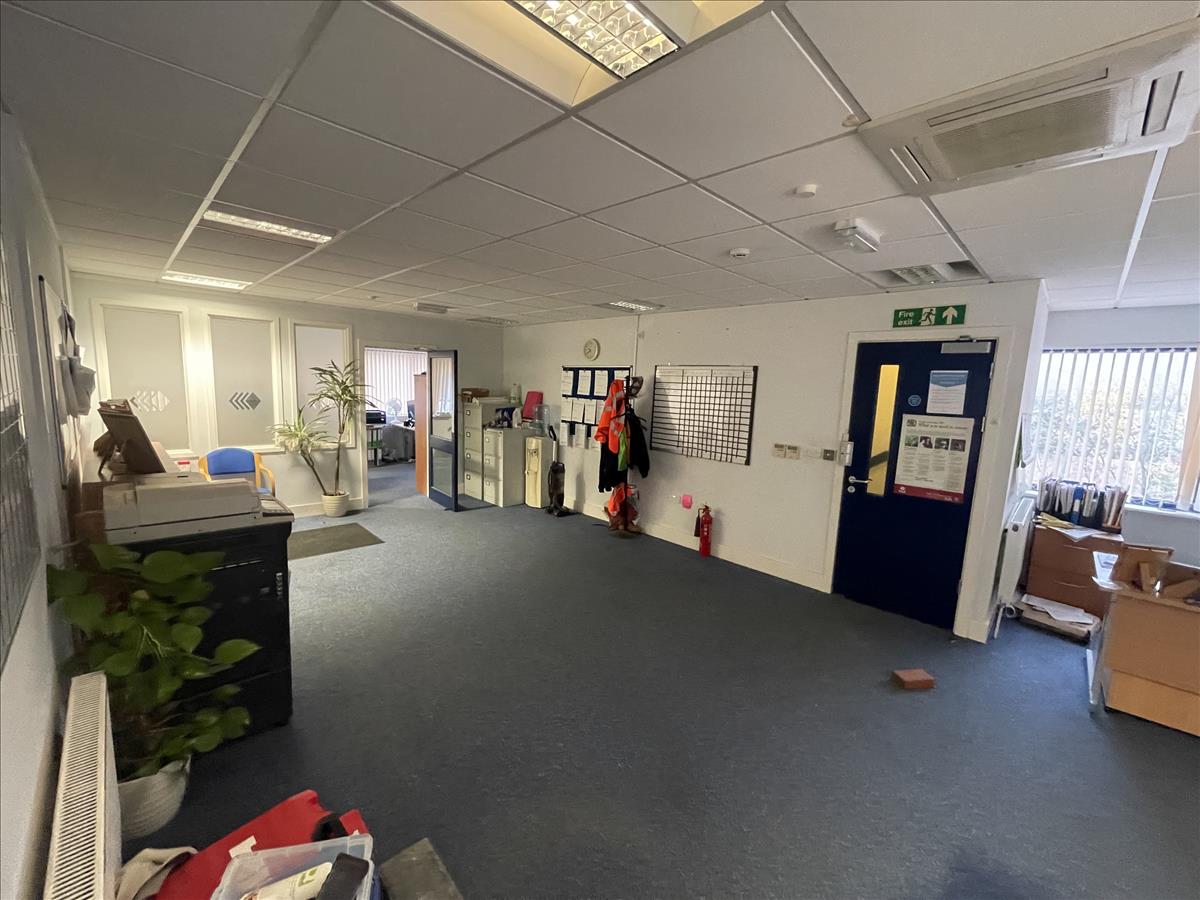 Property Image 43ff3121-898d-4bd2-9f6c-61ecfea82aca