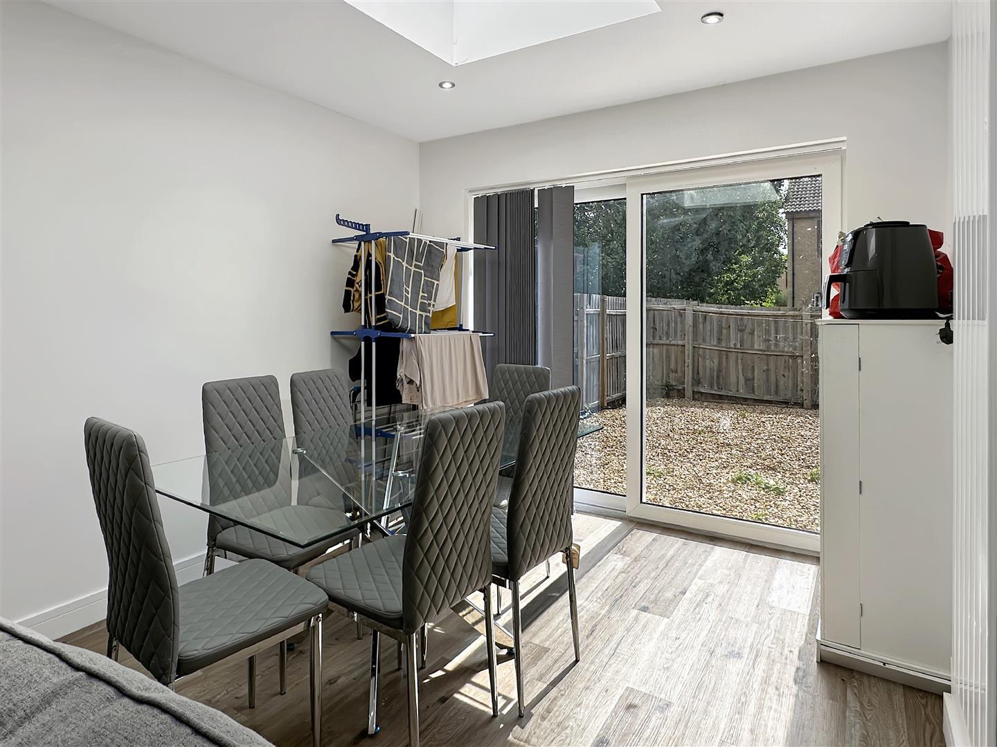 Property Image 43ffebac-4e75-40e4-8977-64cc20ec1554