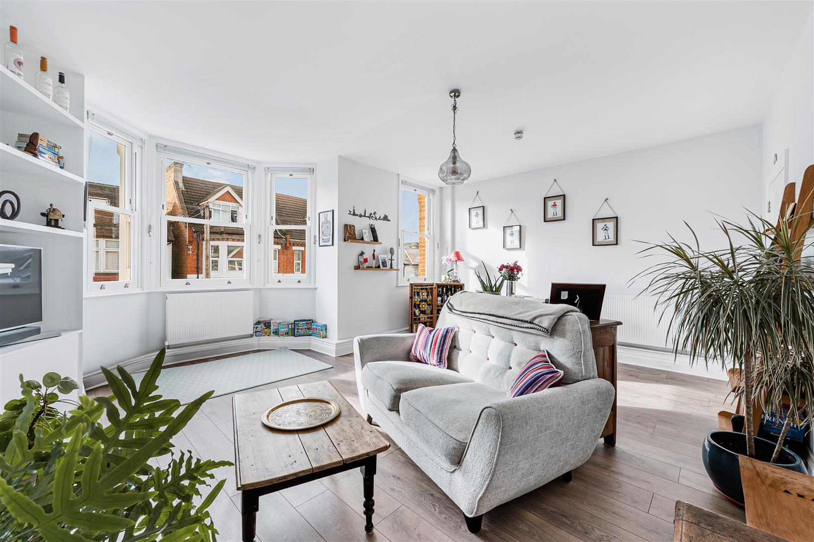 Property Image 440df670-7382-4d3d-bdf5-014f35cd5229