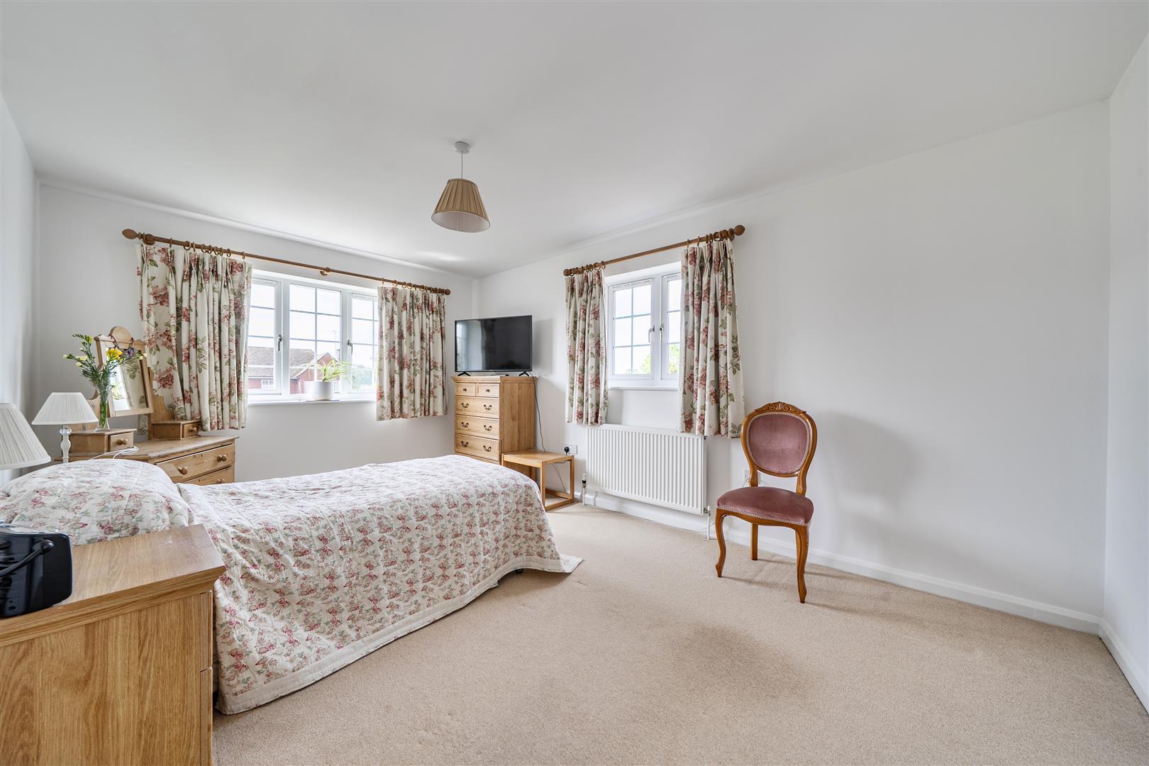 Property Image 4439be02-ca7f-48ab-92c8-f64f7f3ea29e