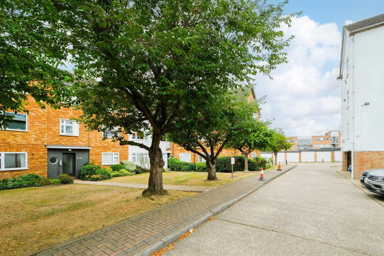 Property Image 443bb239-9967-46e4-9e9f-bc7bd1c3bf0a