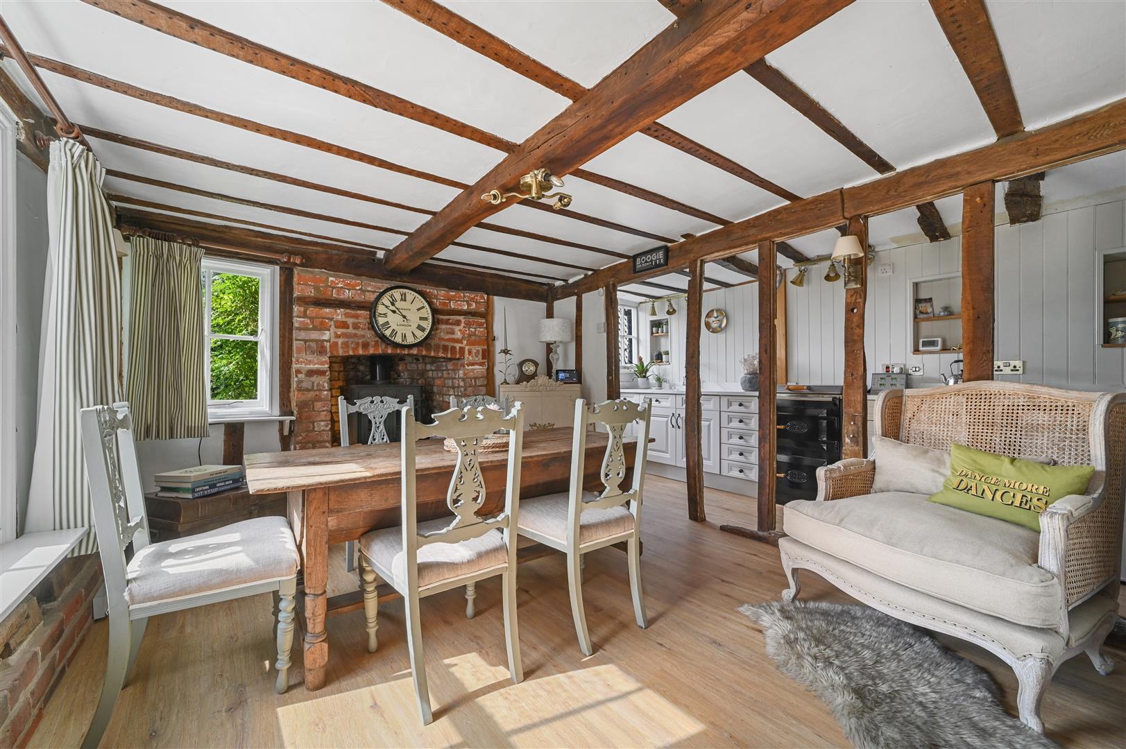 Property Image 4444bc8b-e651-410b-93f8-45dcef52ee8f