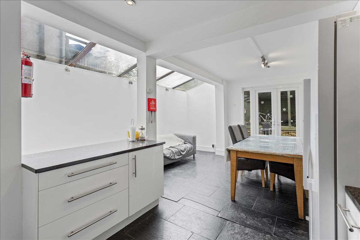 Property Image 444e5fb8-b805-4733-86b1-7689c024e698