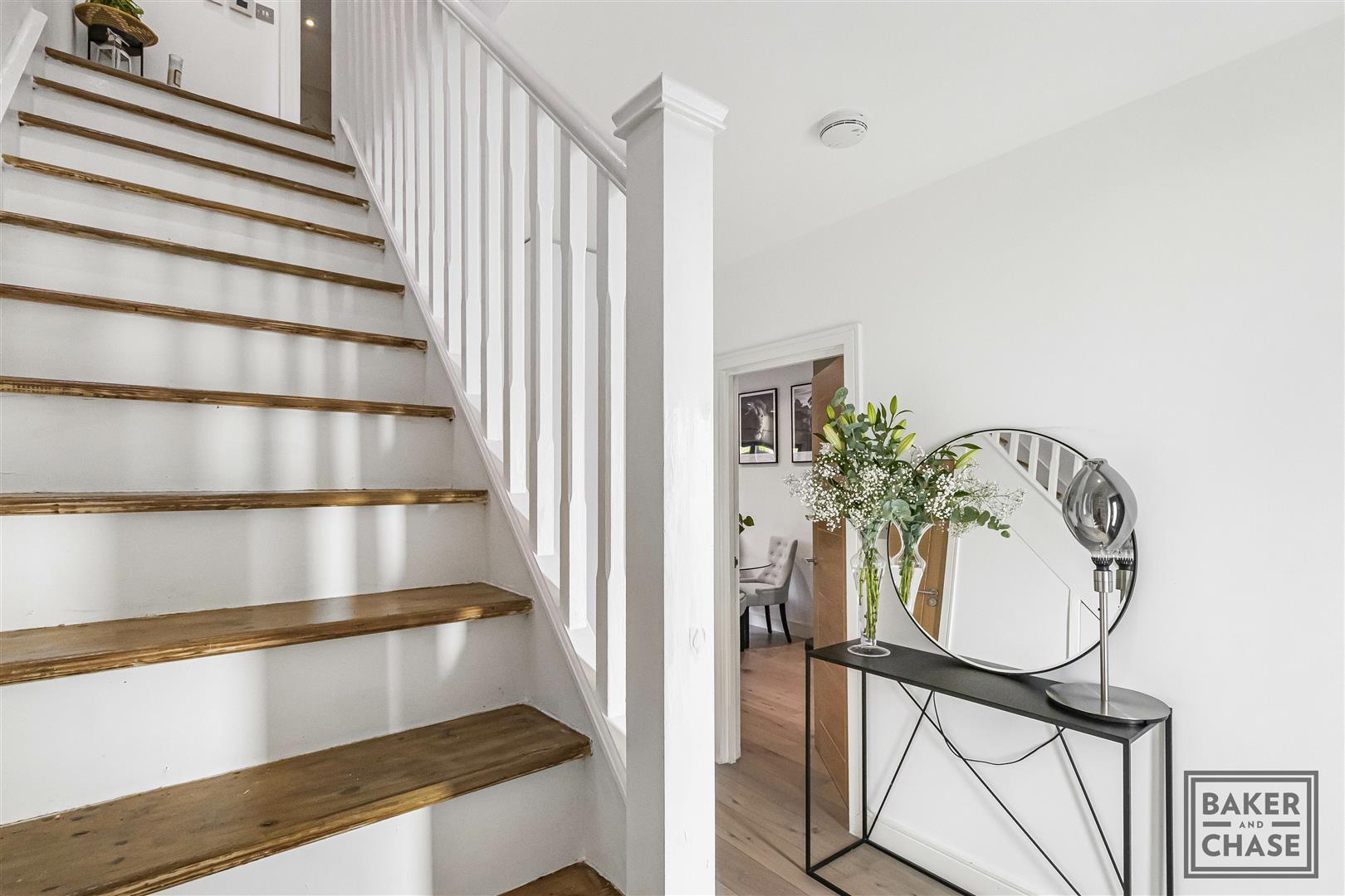 Property Image 445d0c51-484b-4101-87d8-e1d452336565