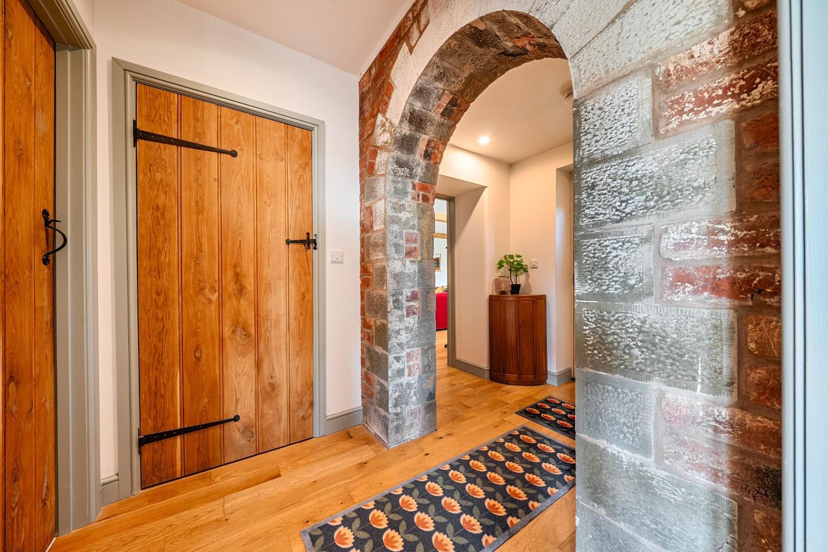 Property Image 44662479-f5e9-4f4d-9fe4-fa54be656153