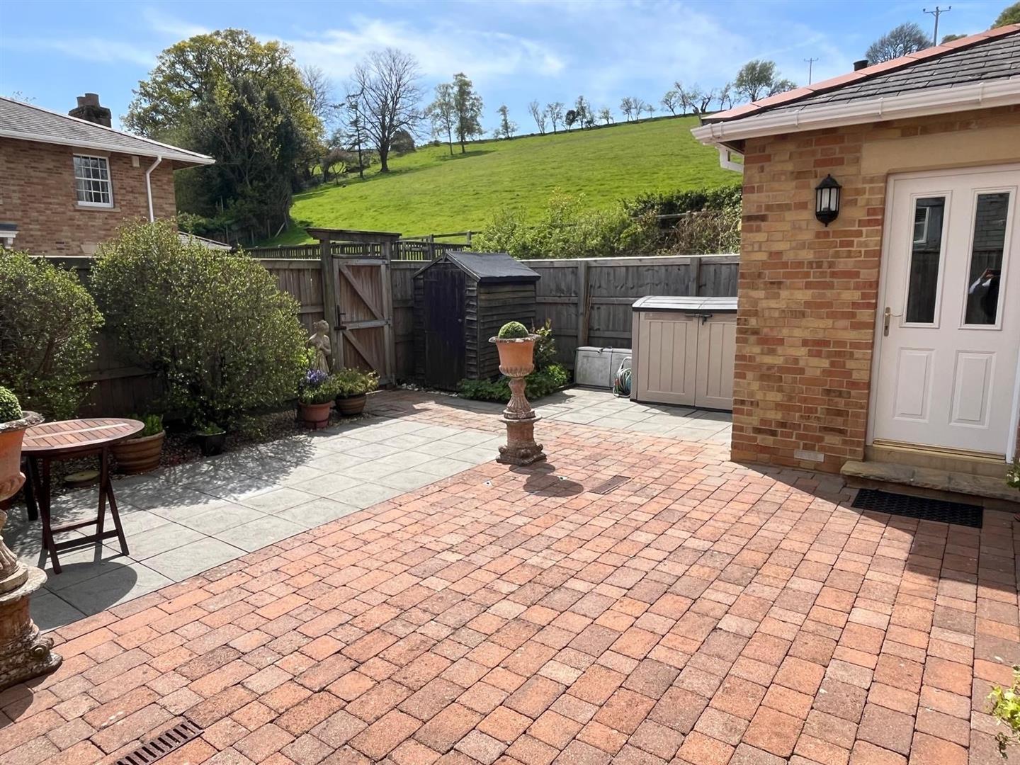 Property Image 4497bf8d-d35b-4f48-8d2a-480aba0528fc