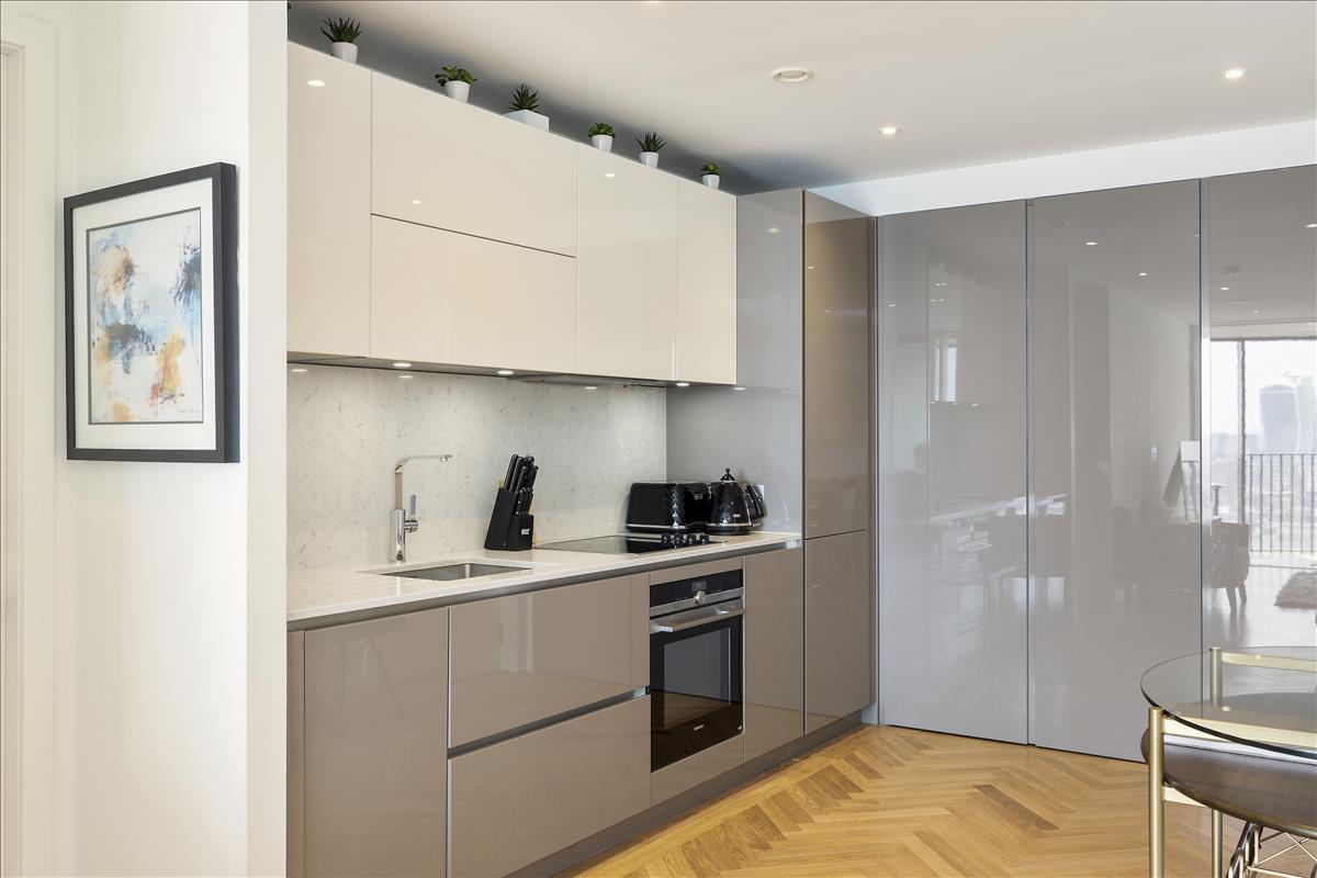 <order>0</order><label>251 Southwark Bridge Road | Circa London</label>