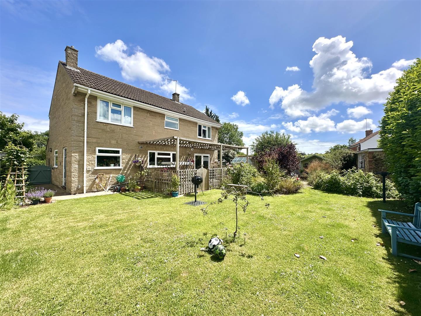 Property Image 44a25642-8468-4969-80ca-bfa5479fa914