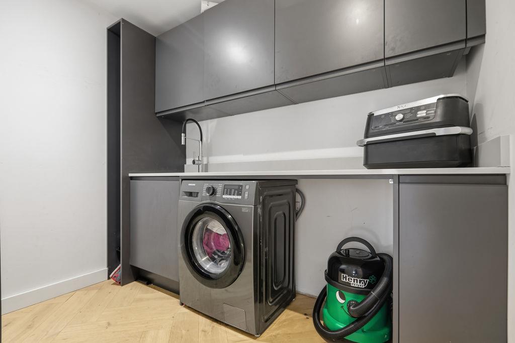 Property Image 44a92730-41cf-49b8-9c6a-cb8bc00ace7c