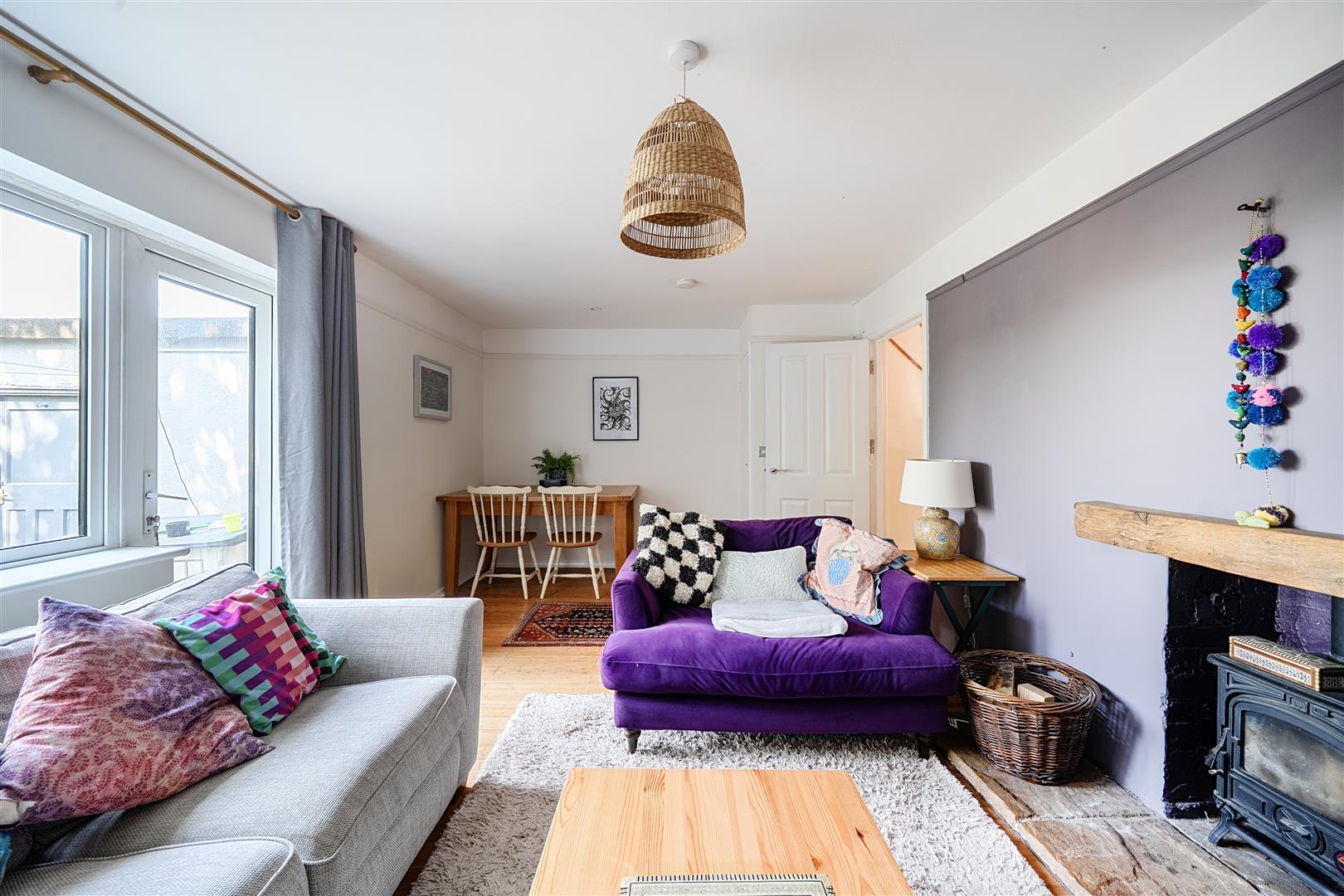 Property Image 44b0a6c5-8da0-46cd-992d-d700f939de22