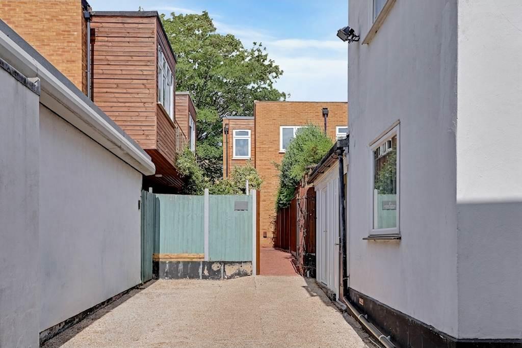 Property Image 44b4d0ee-7f3d-46ed-83ff-7eeeb77b481f