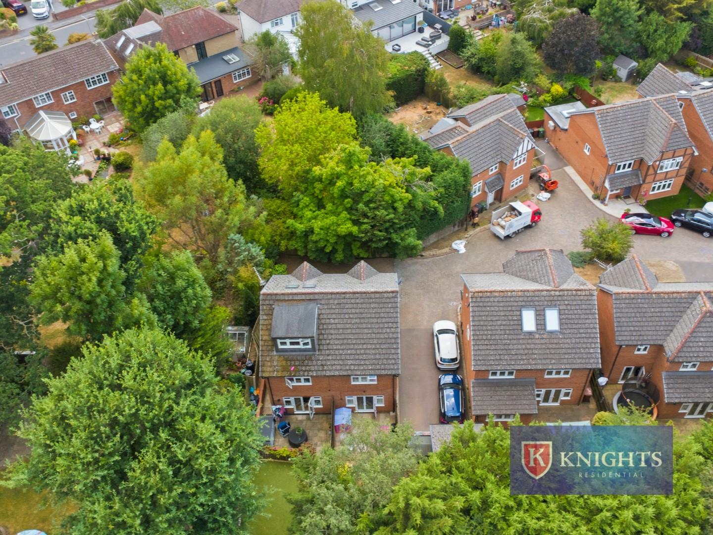 Property Image 44b6bf6b-5f39-43df-8fb7-11d7405e63dc