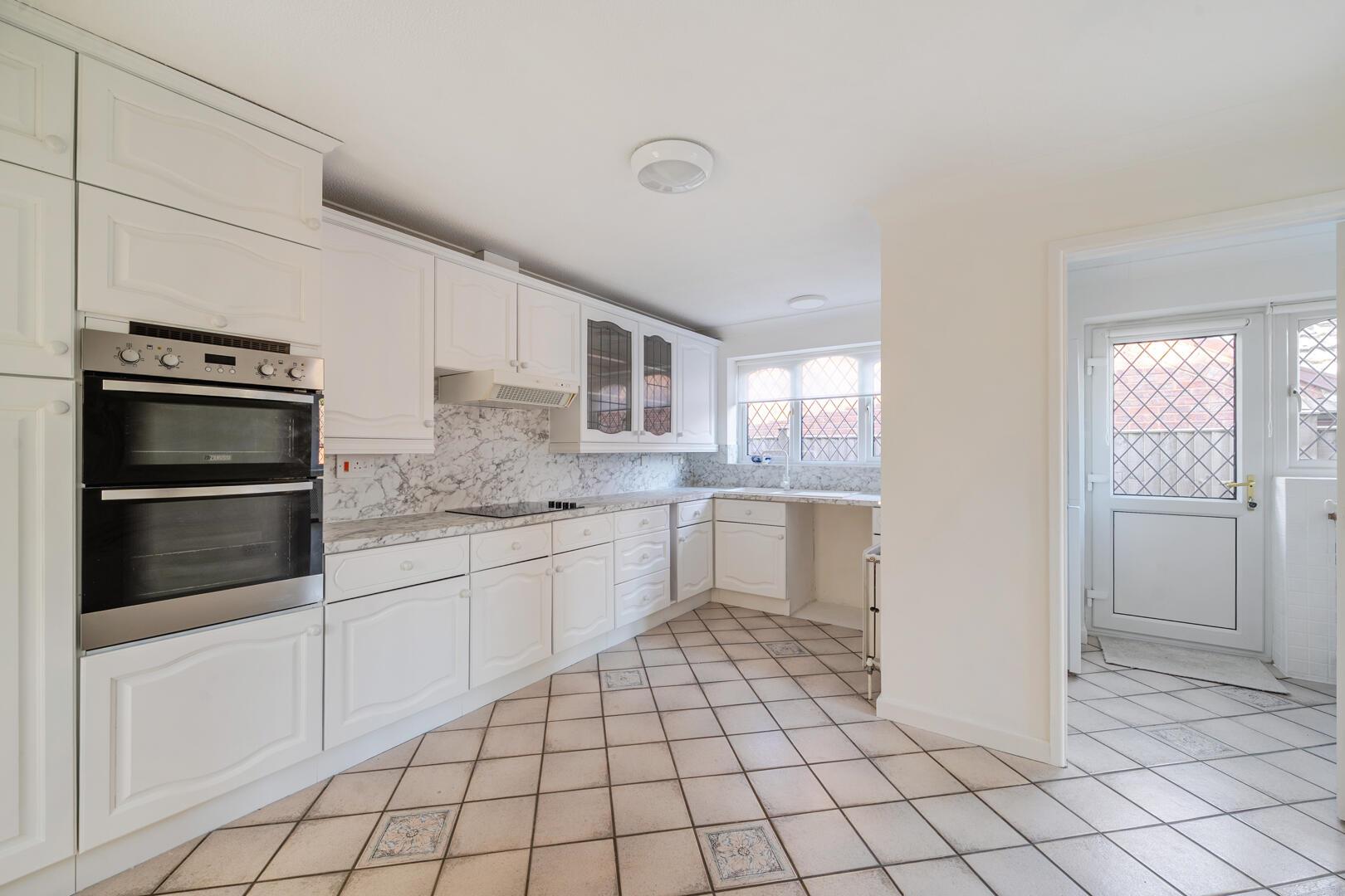 Property Image 44c05192-512f-4b58-b255-7b61ed0ae05a