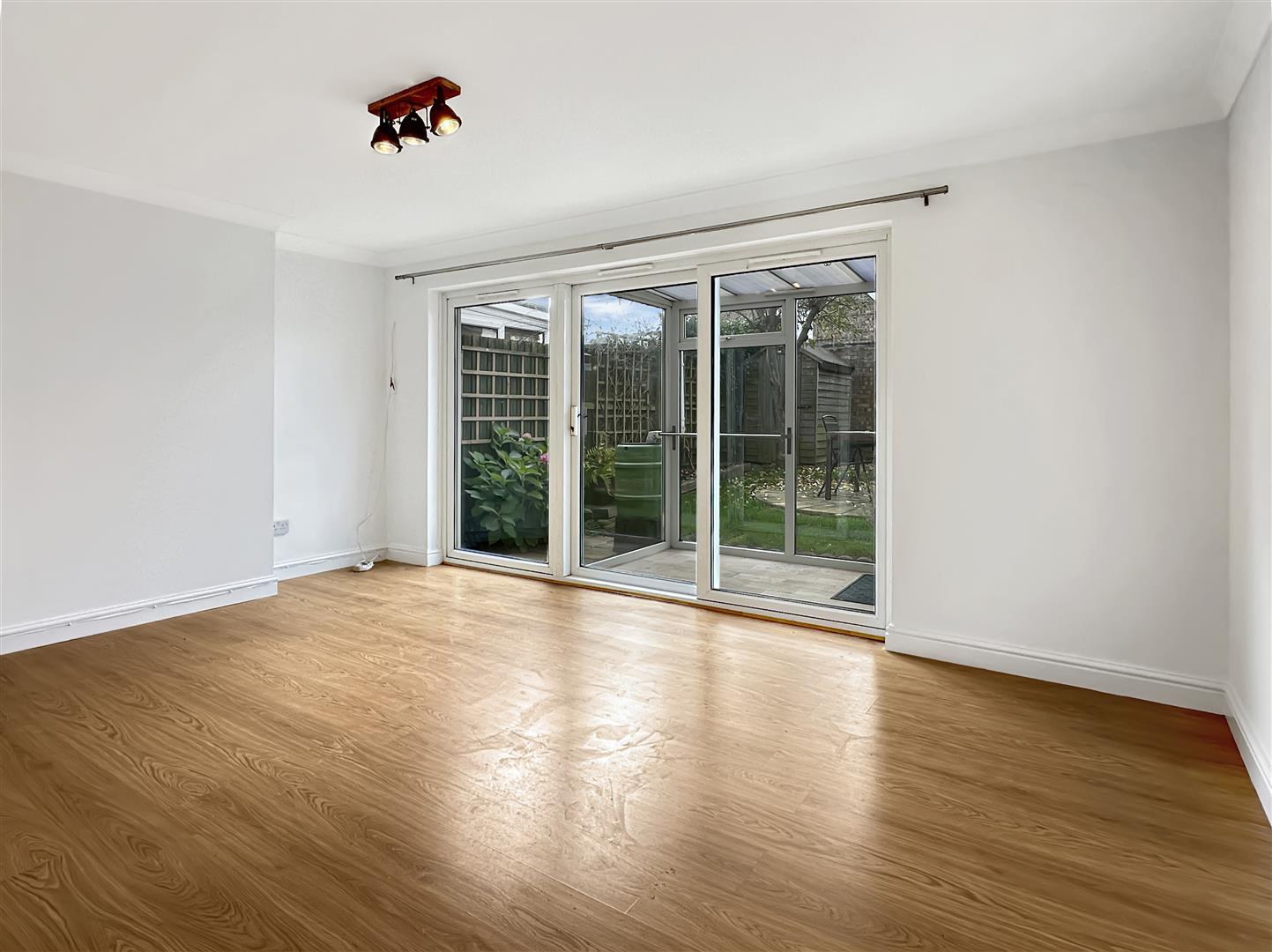 Property Image 44caf235-acf1-413b-8d7d-963fdd67cb19