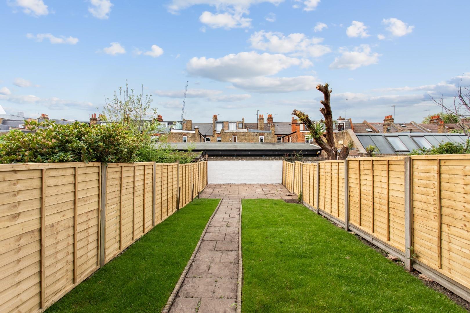 Property Image 44d5bfea-3ef8-48b2-8450-63063d0ed34e