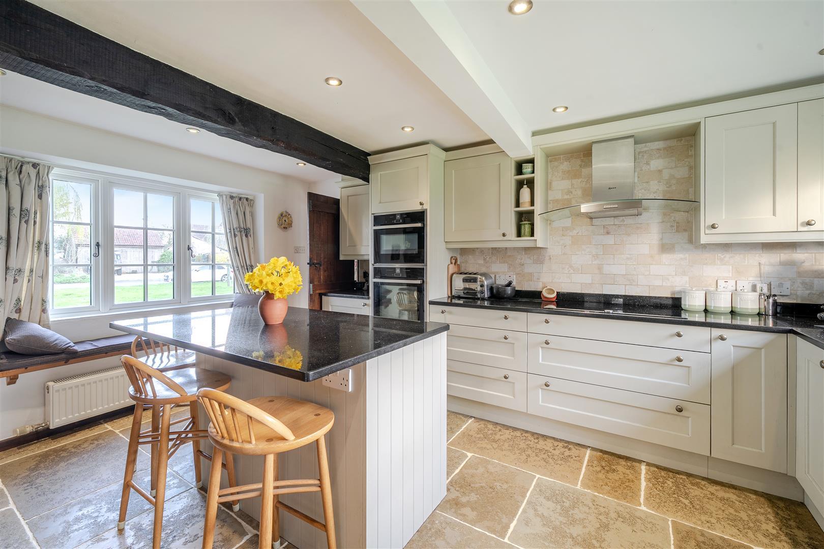 Property Image 44d6f9bb-23c1-45eb-a17d-b9c3153c543f