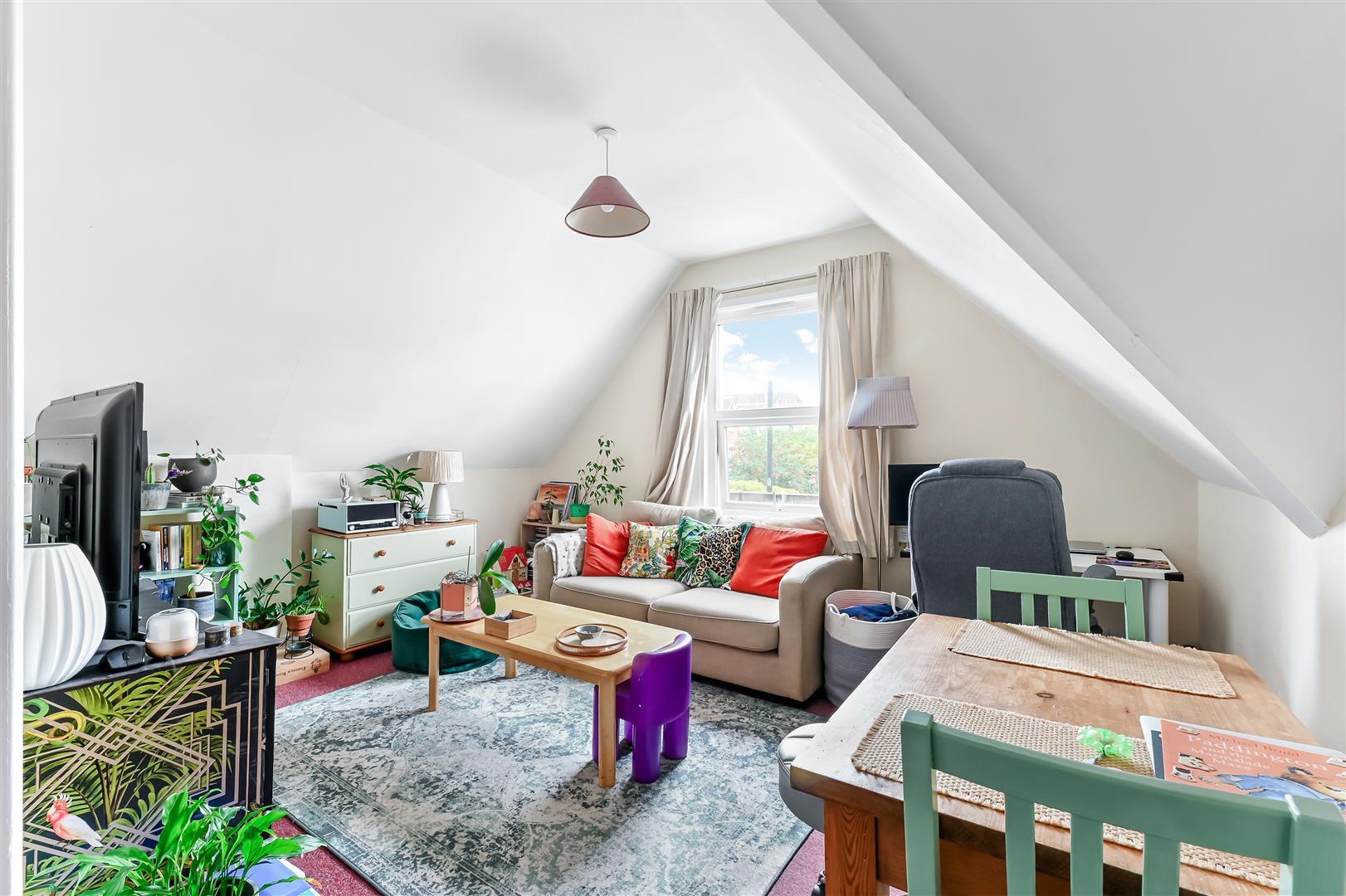 Property Image 44e138d1-c44c-4a62-92af-b6a0a06f8e16
