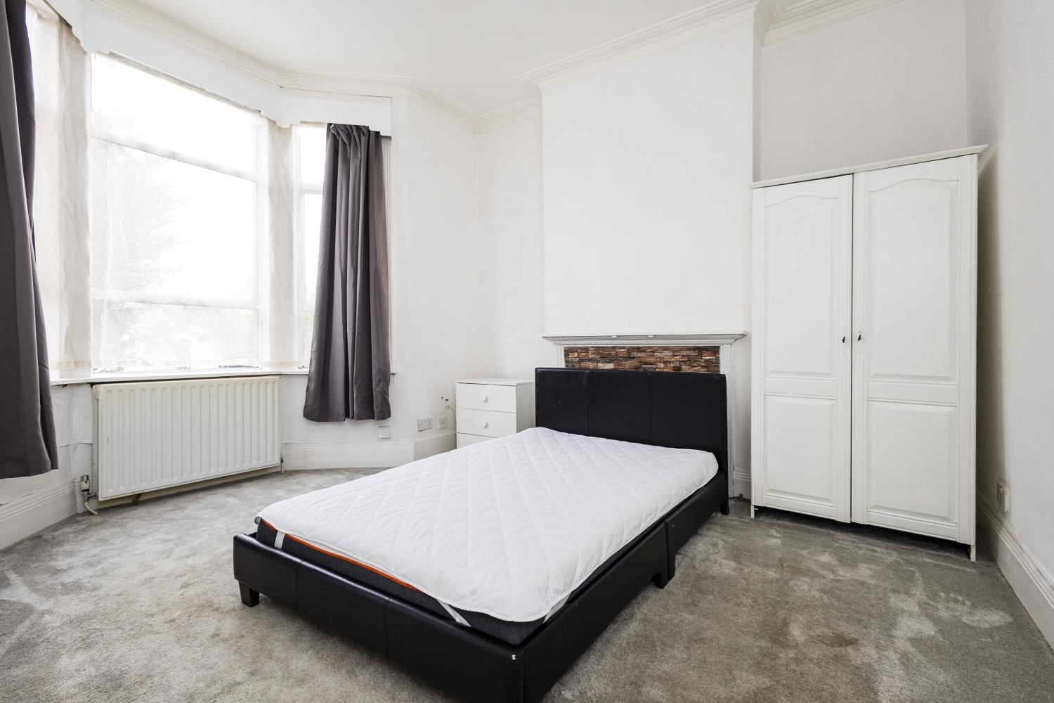 Property Image 44e50501-e7c3-4385-be69-42be0002652b