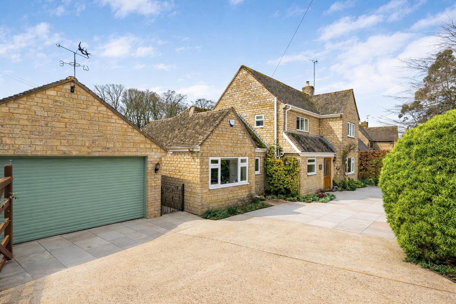 Property Image 44fe8d84-d586-4294-952b-44172ecc5834