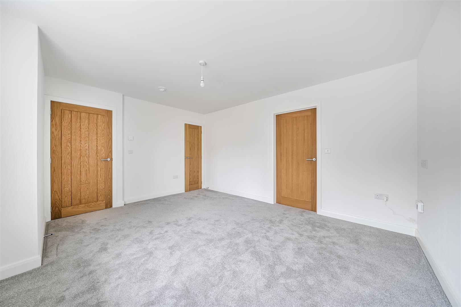 Property Image 45007498-b778-40b5-b4da-8ec0a15f6dc4