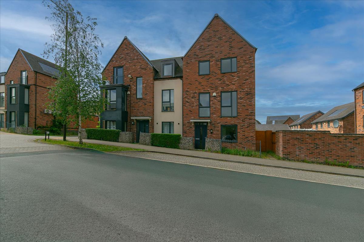 Property Image 45097c6c-2858-4e35-a347-548a561ea7c0